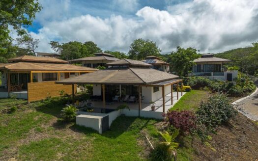 Stylish Two-Bedroom Bungalow with Pacific Ocean Views in El Encanto del Sur, Rivas - Image 1