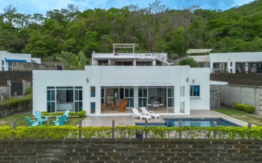 Casa Alberto – Turnkey Ocean-View Home in Lomas de Palermo, Rivas - Image 1