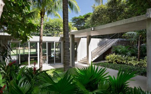 Casa Teka at Hacienda Iguana in Tola, Rivas, Rivas - Image 1