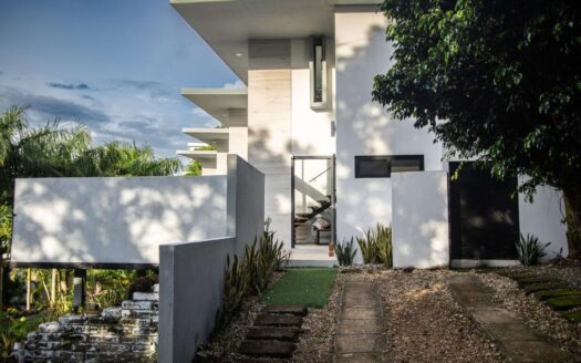 Loft #7 – Bay View Modern Retreat in Santa Cruz, San Juan del Sur, Rivas - Image 1